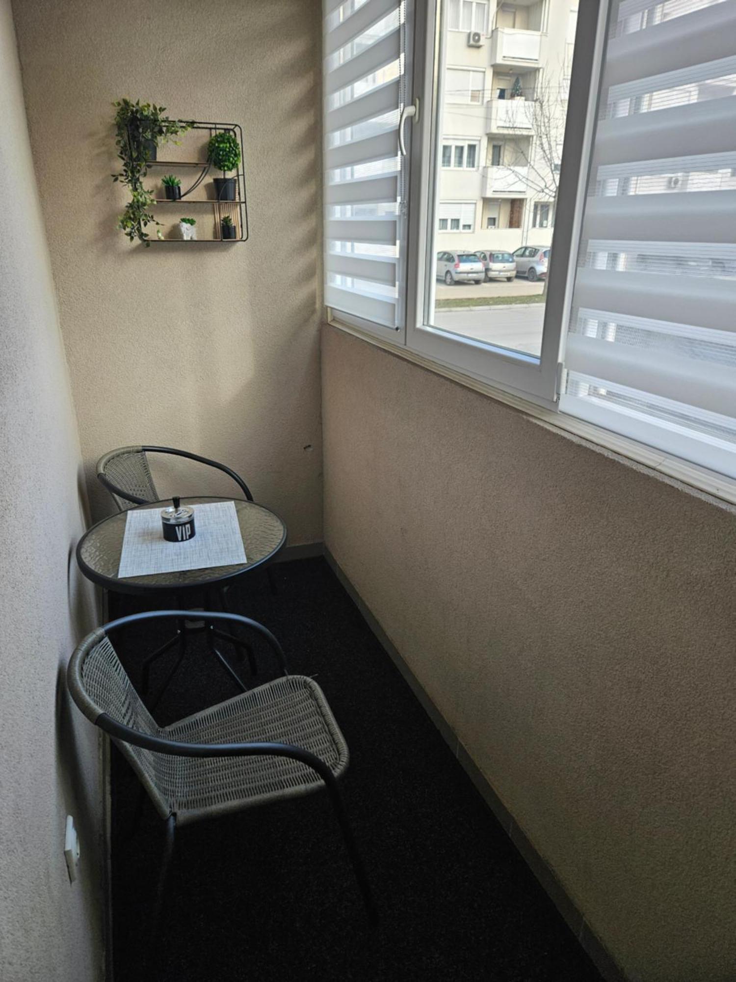 Apartman Vukota Pirot Eksteriør billede